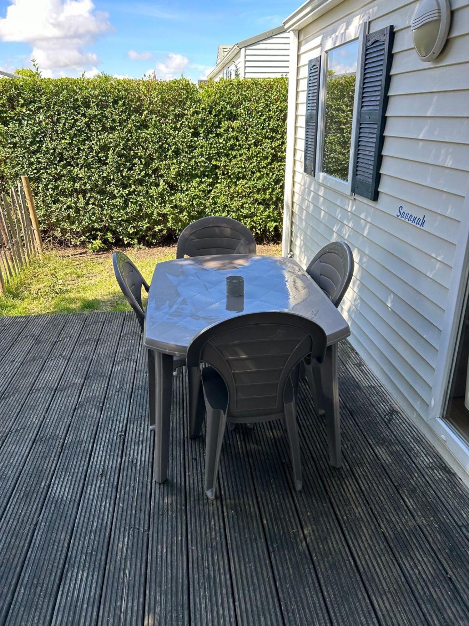 Luxueuze Stacaravan 4Pers Met Terras En Tuintje Bredene Exterior foto